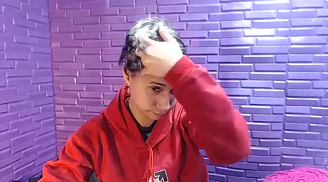 Im Milan Rs online show from 01.19.25