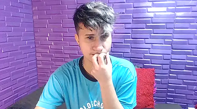 Im Milan Rs online show from 01.19.25