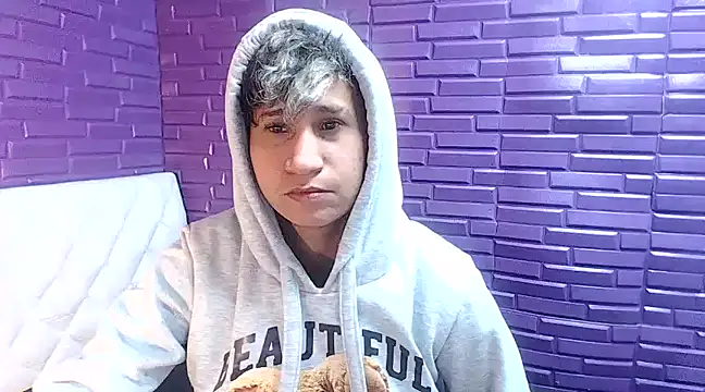 Im Milan Rs online show from 01.23.25