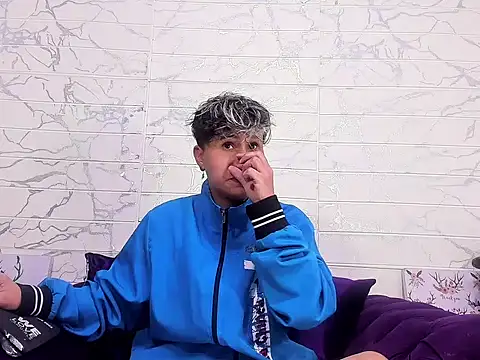 Im Milan Rs online show from 01.26.25