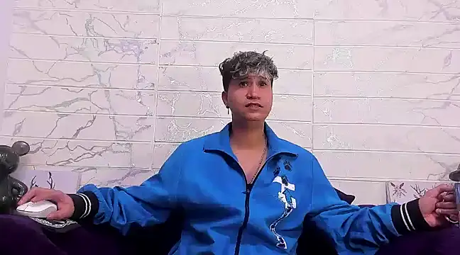 Im Milan Rs online show from 01.26.25