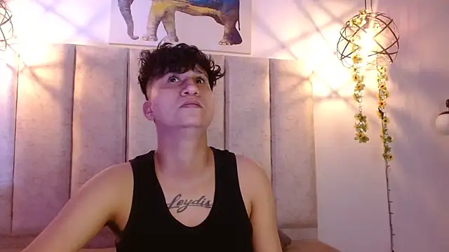 Im Milan Rs online show from 10.10.25