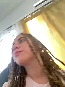 HannaSmiith online show from 02.10.25