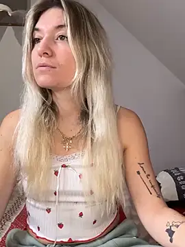 carlaaa online show from 11.19.25