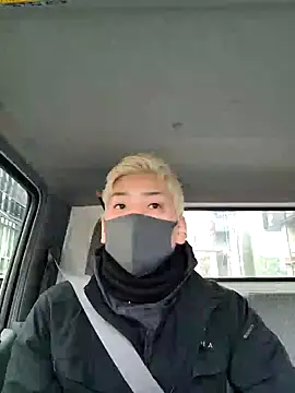 Snapshot of da--------i chatting on 02.03.25 da--------i online show from 02.03.25