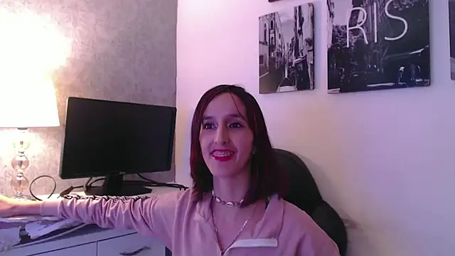 Ambar Roux  online show from 01.12.25