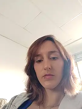 Ambar Roux  online show from 11.03.25