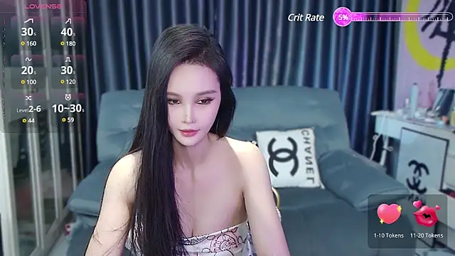 Snapshot of Annibaby8 chatting on 03.16.25 Annibaby8 online show from 03.16.25