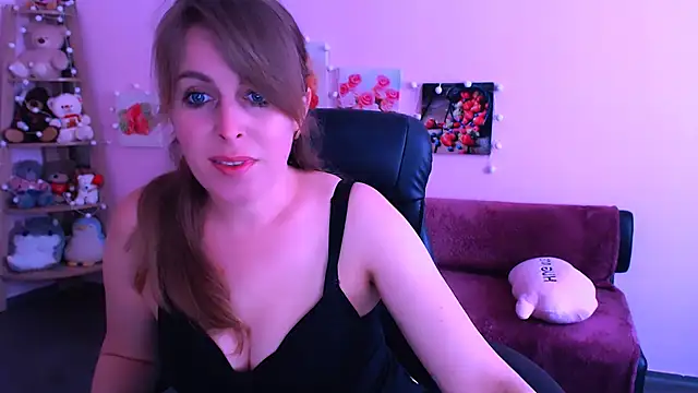 Hot Milady online show from 04.08.26