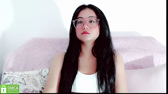 Snapshot of mariana_katto chatting on 09.25.25 mariana katto online show from 09.25.25