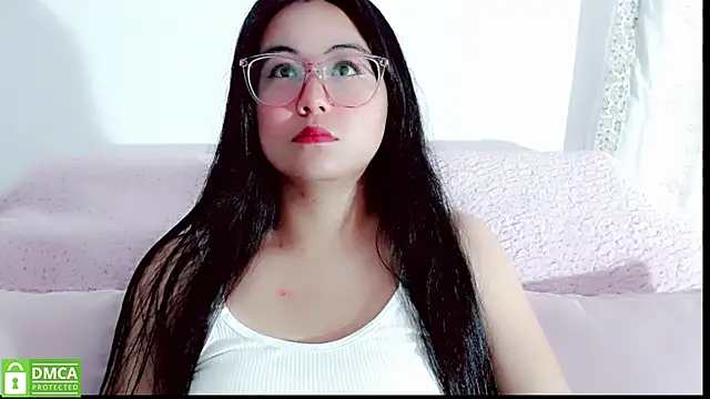 Snapshot of mariana_katto chatting on 11.13.25 mariana katto online show from 11.13.25