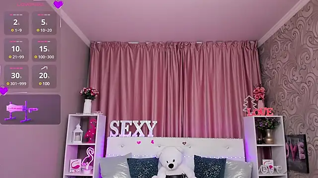 Snapshot of KattyPeachX chatting on 02.21.25 KattyPeachX online show from 02.21.25