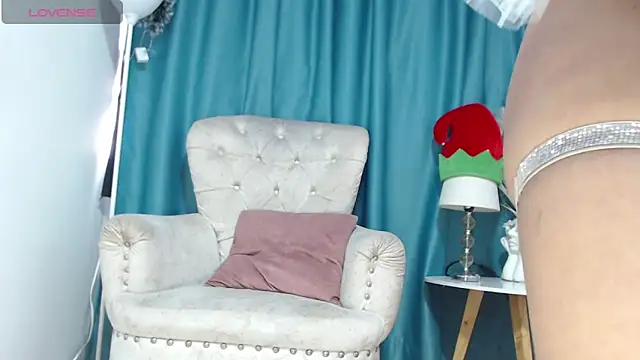 Snapshot of salome_Queenx chatting on 12.12.24 salome Queenx online show from 12.12.24