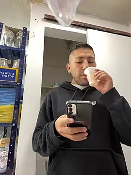 JuanZapata33 online show from 10.01.25