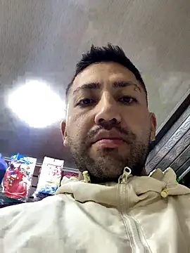 JuanZapata33 online show from 11.16.25