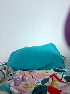 Snapshot of luna_hell chatting on 03.05.25 luna hell online show from 03.05.25