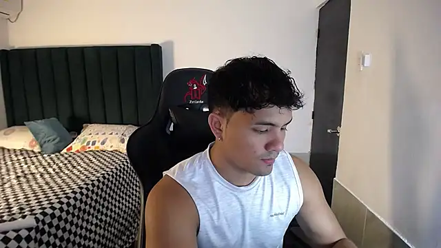 man dur07 online show from 10.18.25