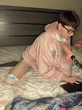 YourFavTwinkie online show from 12.16.24