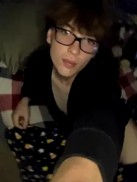 YourFavTwinkie online show from 09.24.25