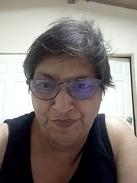Snapshot of florecita69 chatting on 03.19.25 florecita69 online show from 03.19.25