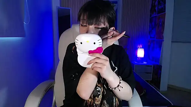 kittyhouse hs online show from 09.18.25