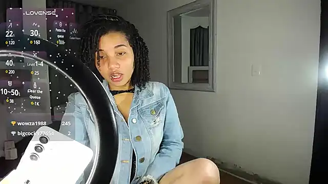 Mayaa ross online show from 02.04.25