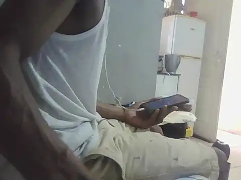 Snapshot of BIGBLACKCOOCK24- chatting on 01.28.25 BIGBLACKCOOCK24- online show from 01.28.25