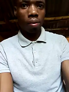 Snapshot of BIGBLACKCOOCK24- chatting on 03.04.25 BIGBLACKCOOCK24- online show from 03.04.25