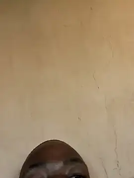 Snapshot of BIGBLACKCOOCK24- chatting on 03.04.25 BIGBLACKCOOCK24- online show from 03.04.25