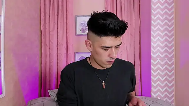 Snapshot of Ryan_Clark_ chatting on 12.13.24 Ryan Clark online show from 12.13.24