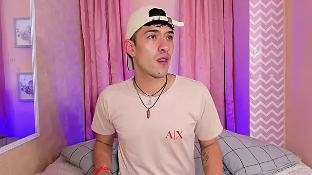 Snapshot of Ryan_Clark_ chatting on 12.26.24 Ryan Clark online show from 12.26.24