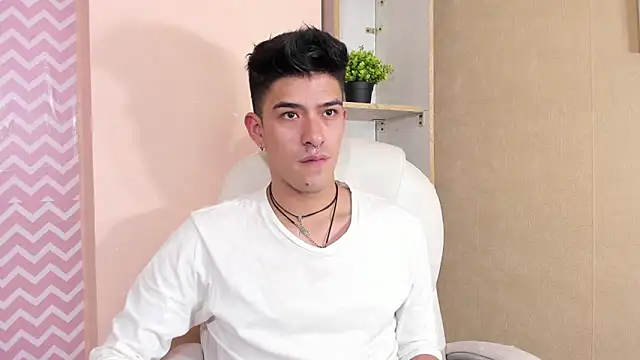 Snapshot of Ryan_Clark_ chatting on 01.08.25 Ryan Clark online show from 01.08.25