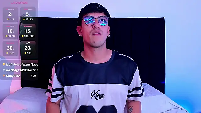 Snapshot of Ryan_Clark_ chatting on 03.27.26 Ryan Clark online show from 03.27.26