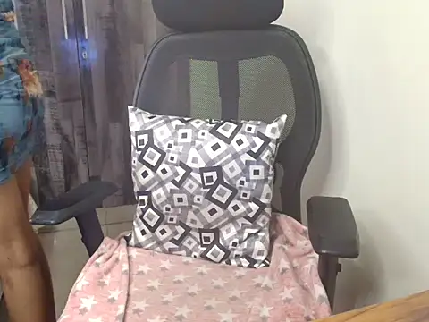 CUTE princess 143 online show from 09.25.25