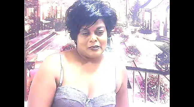 Snapshot of indianCherryPie chatting on 01.20.25 indianCherryPie online show from 01.20.25