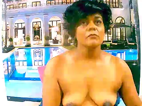 Snapshot of indianCherryPie chatting on 01.31.25 indianCherryPie online show from 01.31.25