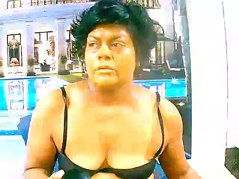 Snapshot of indianCherryPie chatting on 02.01.25 indianCherryPie online show from 02.01.25