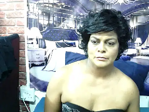 Snapshot of indianCherryPie chatting on 03.23.25 indianCherryPie online show from 03.23.25