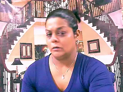 Snapshot of indianCherryPie chatting on 09.13.25 indianCherryPie online show from 09.13.25