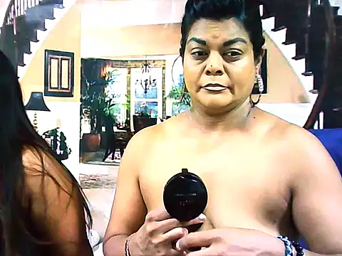 indianCherryPie online show from 10.15.25