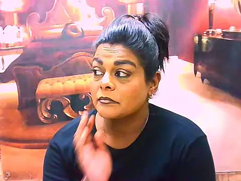 Snapshot of indianCherryPie chatting on 07.10.26 indianCherryPie online show from 07.10.26