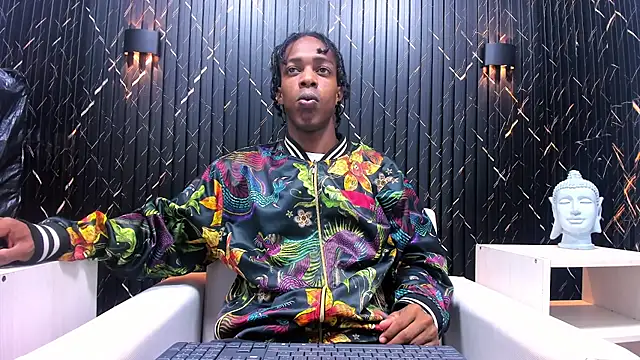 LarryCollin online show from 02.13.25