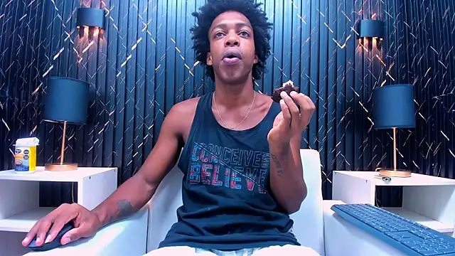 LarryCollin online show from 02.15.25