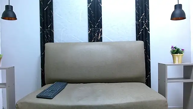 LarryCollin online show from 02.15.25