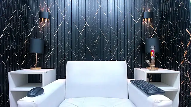 LarryCollin online show from 02.17.25
