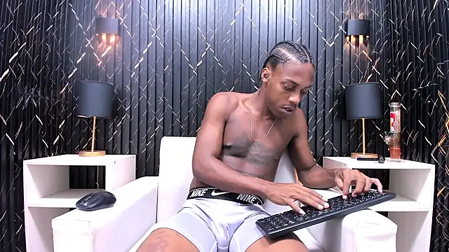 LarryCollin online show from 02.20.25