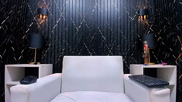 LarryCollin online show from 02.21.25