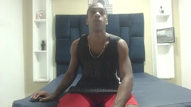 LarryCollin online show from 02.21.25