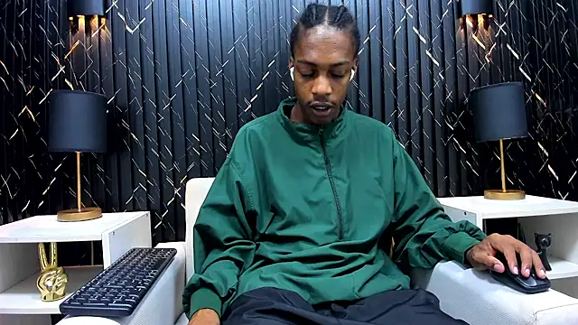 LarryCollin online show from 03.05.25