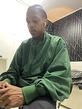 LarryCollin online show from 03.17.25